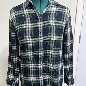 American Eagle Outfitters Navy and White Plaid Shirt